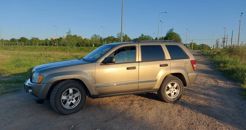 Jeep Grand Cherokee cena 23300 przebieg: 326000, rok produkcji 2006 z Gdańsk małe 154
